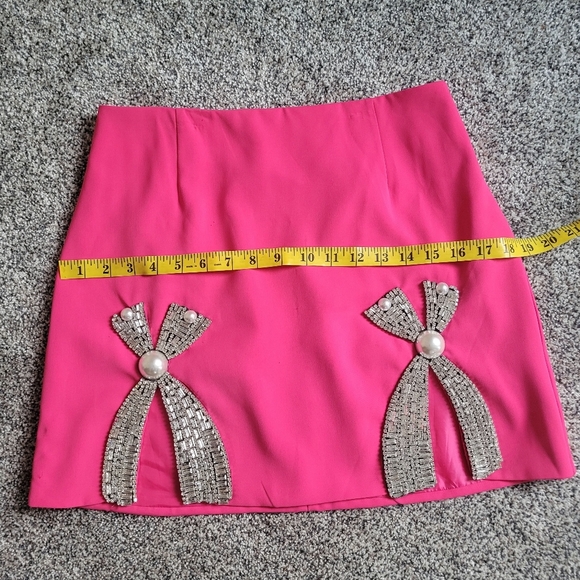 Pink Bejeweled Bow Rhinestone Mini Skirt Size Medium - Picture 6 of 9